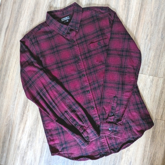 Ezekiel Flannel, Burgundy/Navy, size Medium - Picture 9 of 9